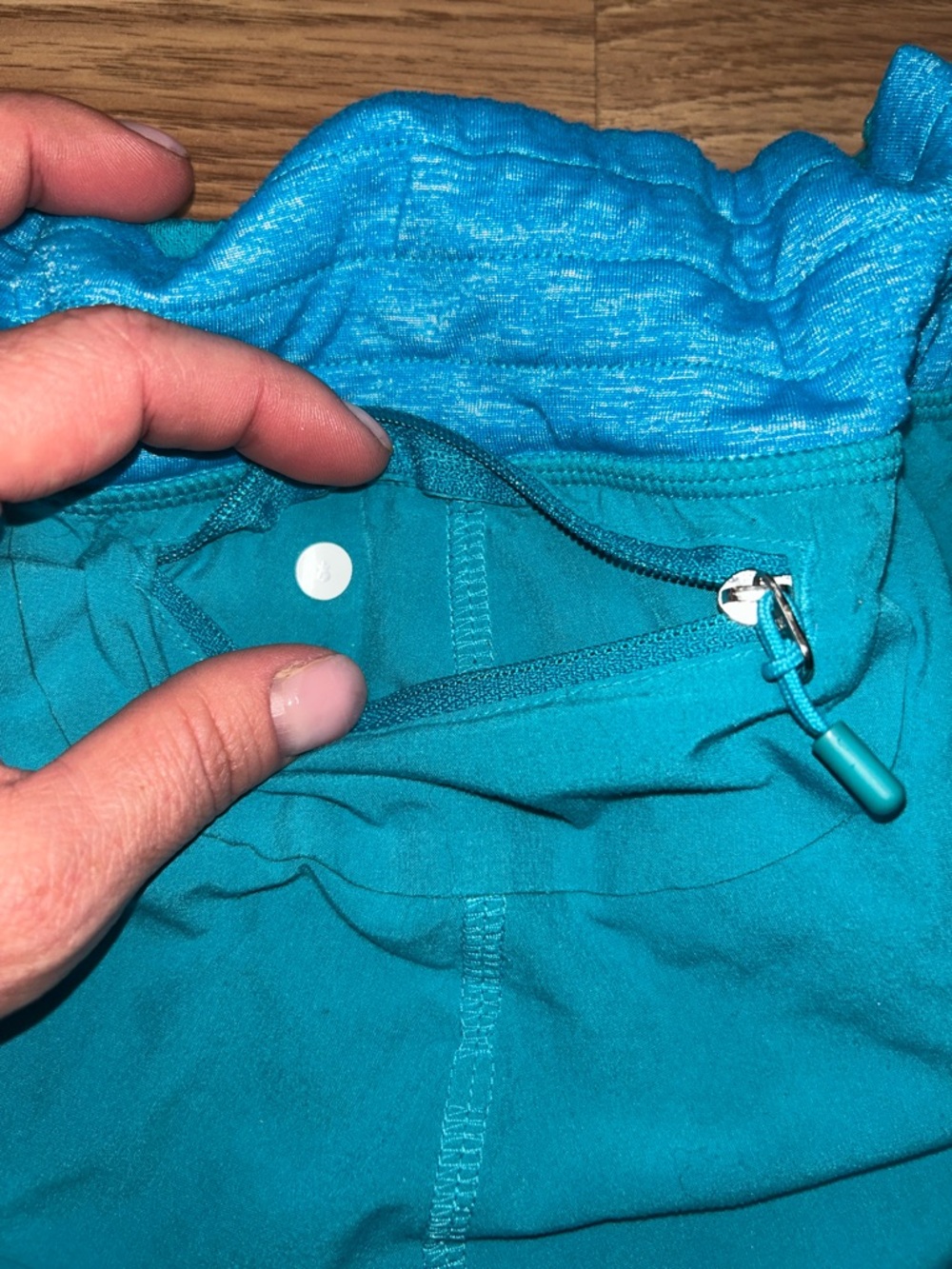 EUC lululemon athletica Teal Blue Athletic Scalloped Peacock Shorts - Picture 3 of 5